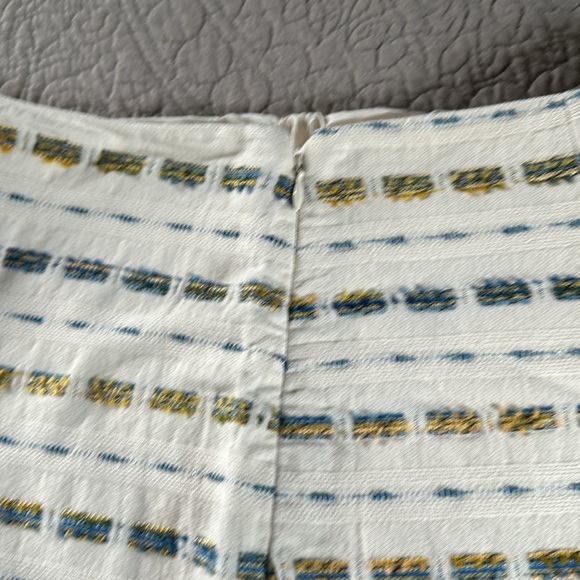 LOFT Mini Skirt - Picture 4 of 4